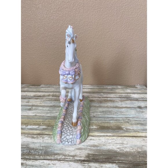 Princeton Gallery Wedding Bells Unicorn 2000 Fine Porcelain Figurine - No Box - Picture 3 of 14